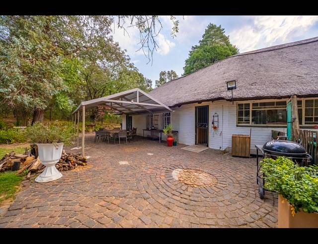 5 BEDROOM HOUSE FOR SALE IN NORTH RIDING AH